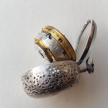 Load image into Gallery viewer, A silver pair cased quarter repeating silver pocket watch circa 1720 (sold out)